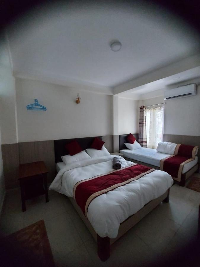 Om Bramha Hotel Catmandu Exterior foto